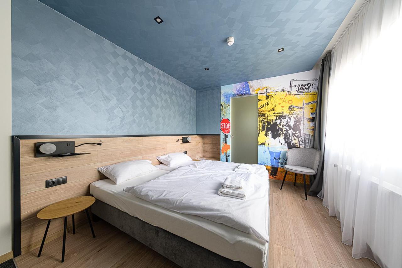Jam Panzio Hotel คาปูวาร์ ภายนอก รูปภาพ